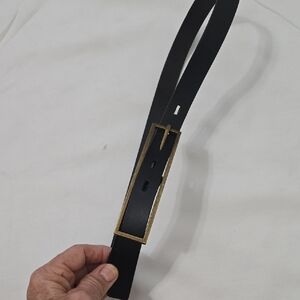 HOBO Timeless Vintage Black Belt with Rectangular Gold Buckle